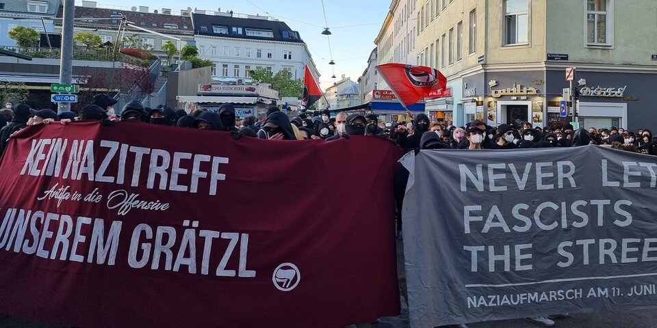 Demo-Fazit in Ottakring: Mehrere Verletzte, eine Festnahme