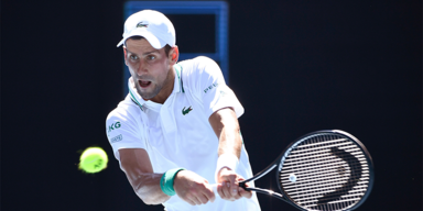 Australien Open: Djokovic nach hartem Fight in nächster Runde