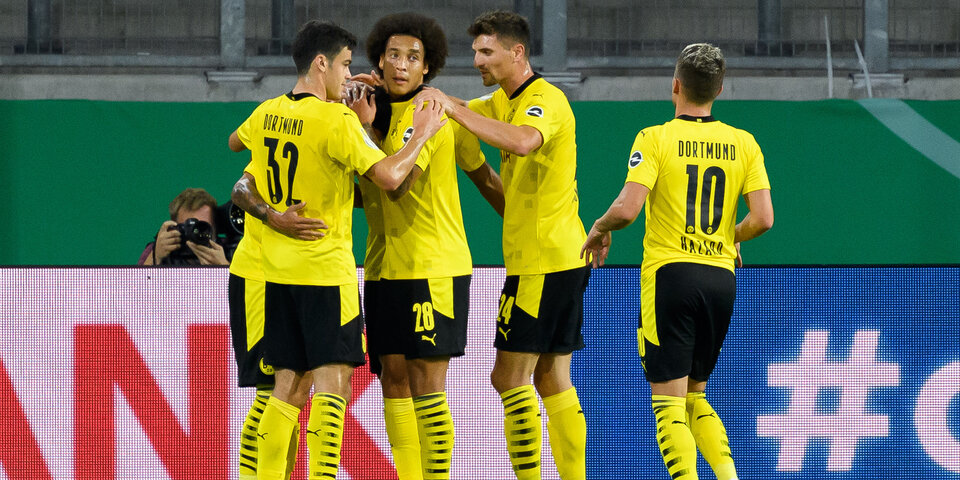 Dortmund kracht zum Start auf Gladbach
