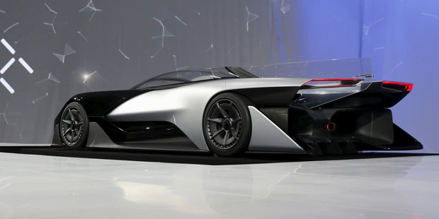 Neuer Elektro-Sportler greift Tesla an