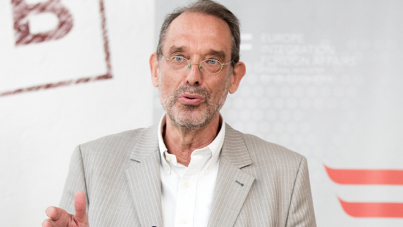Faßmann präsentiert Deutschklassen