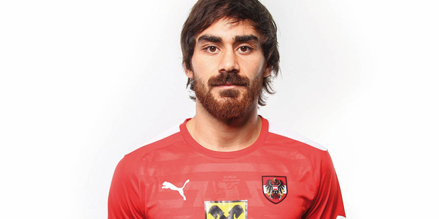 Veli Kavlak