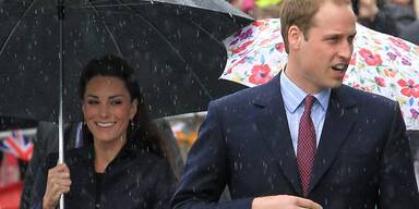 Prinz William und Kate im Regen