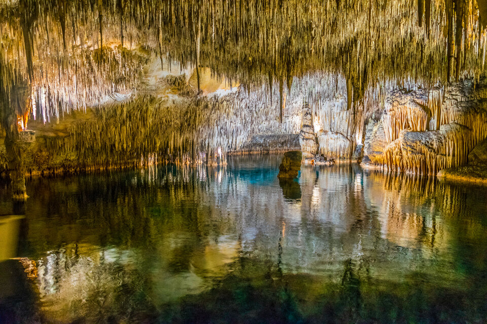 Cuevas Del Drach