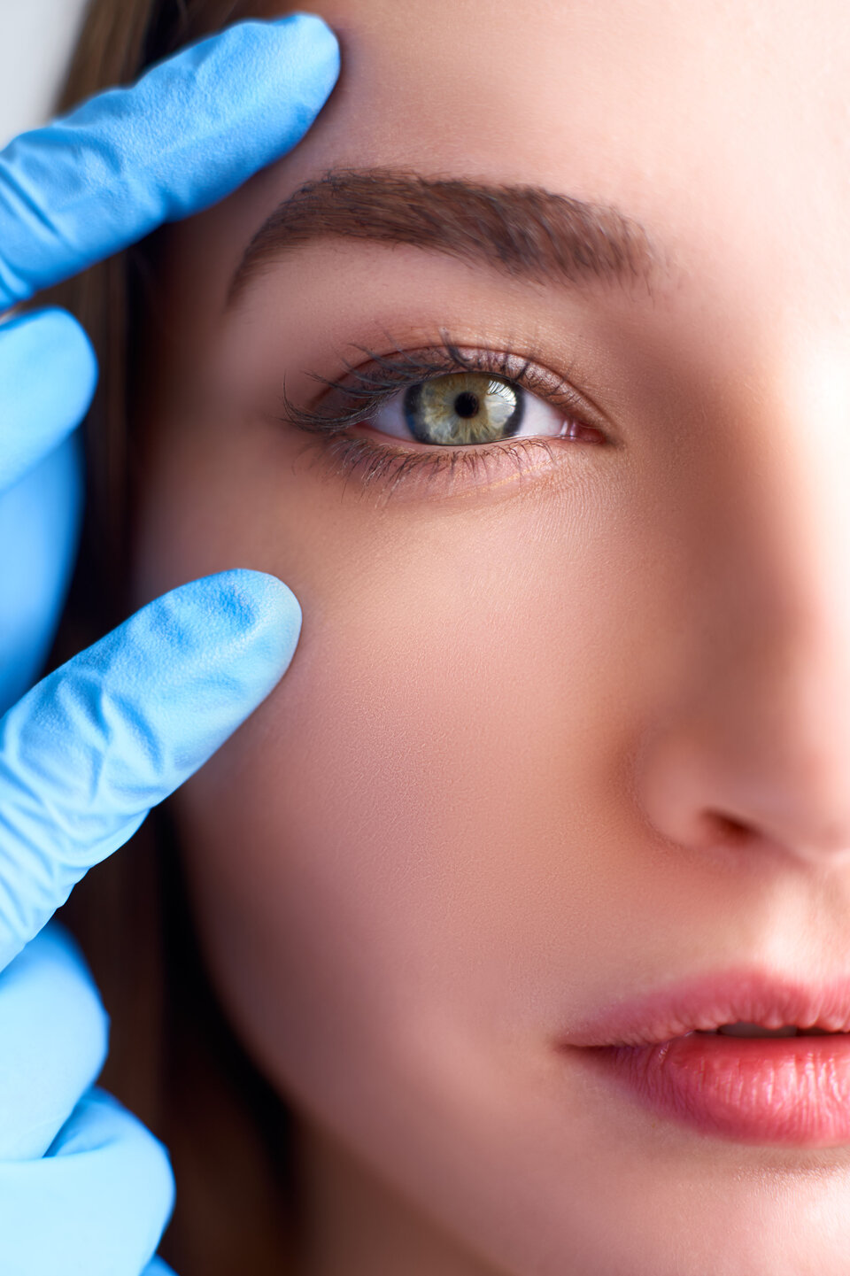Gliding Brow Lift: Das neue Lifting der Brauen