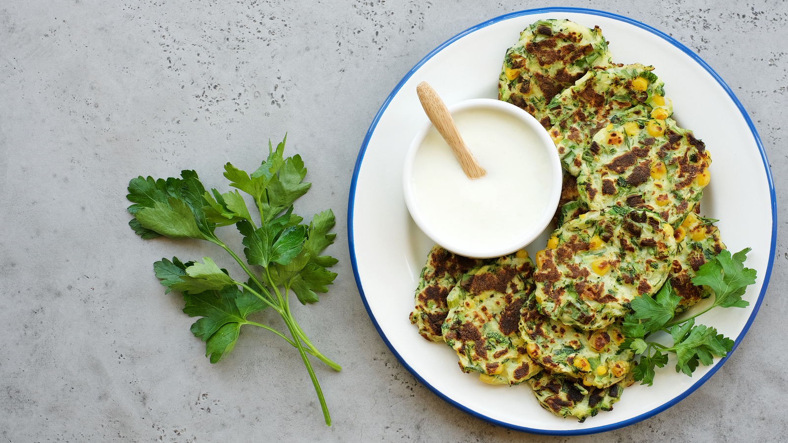 Mais-Zucchini-Fritters - oe24.at