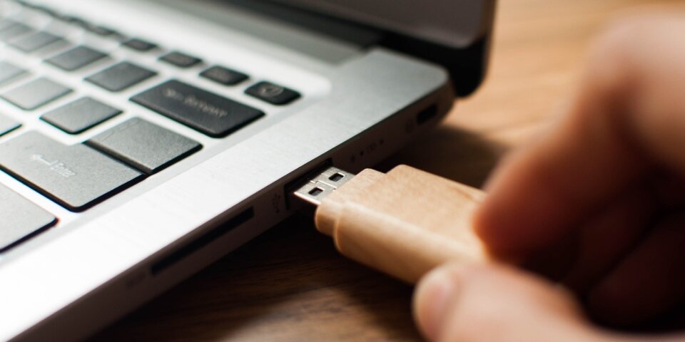 USB Stick aus Holz