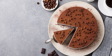 Tiramisu-Cheesecake mit Kaffee und Schokolade