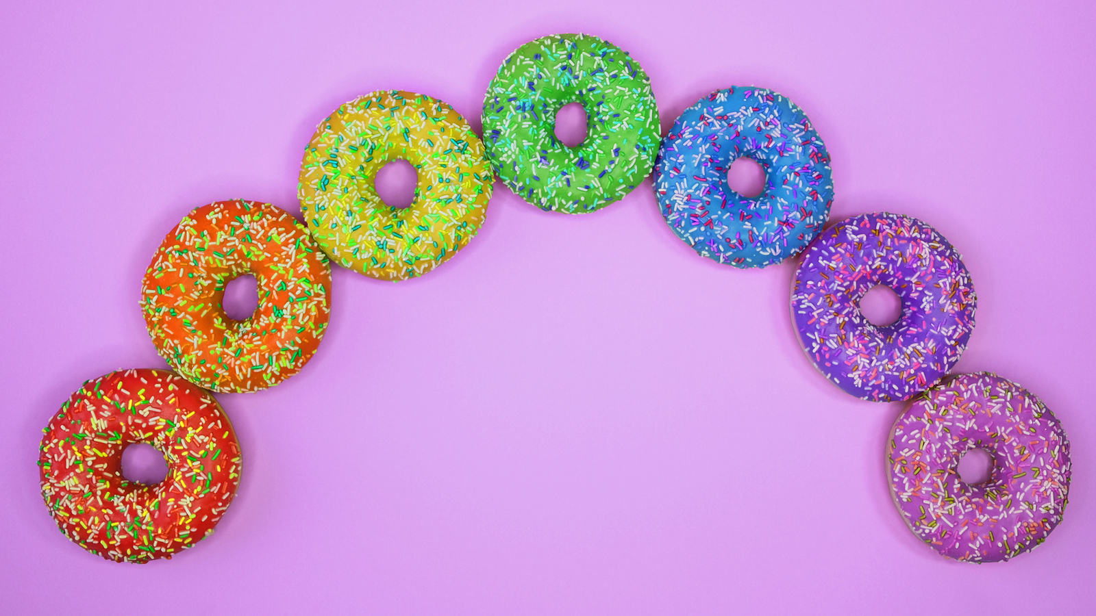 RainbowDonuts süß, rund, köstlich!