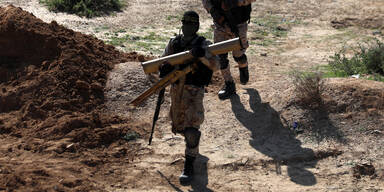 Militante Palästinenser Hamas Waffen
