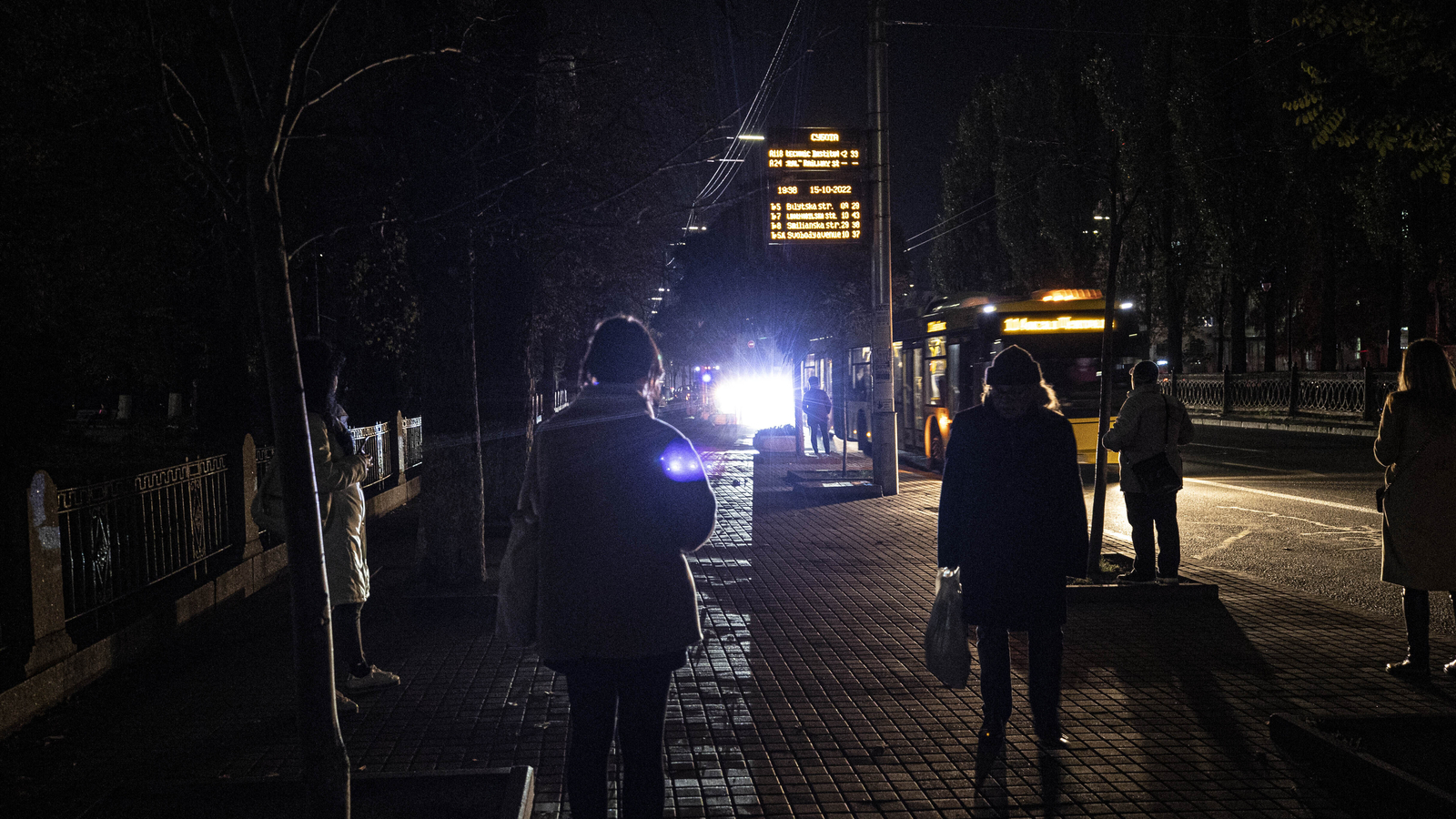  Foto zu Landesweite Stromabschaltungen in Ukraine 