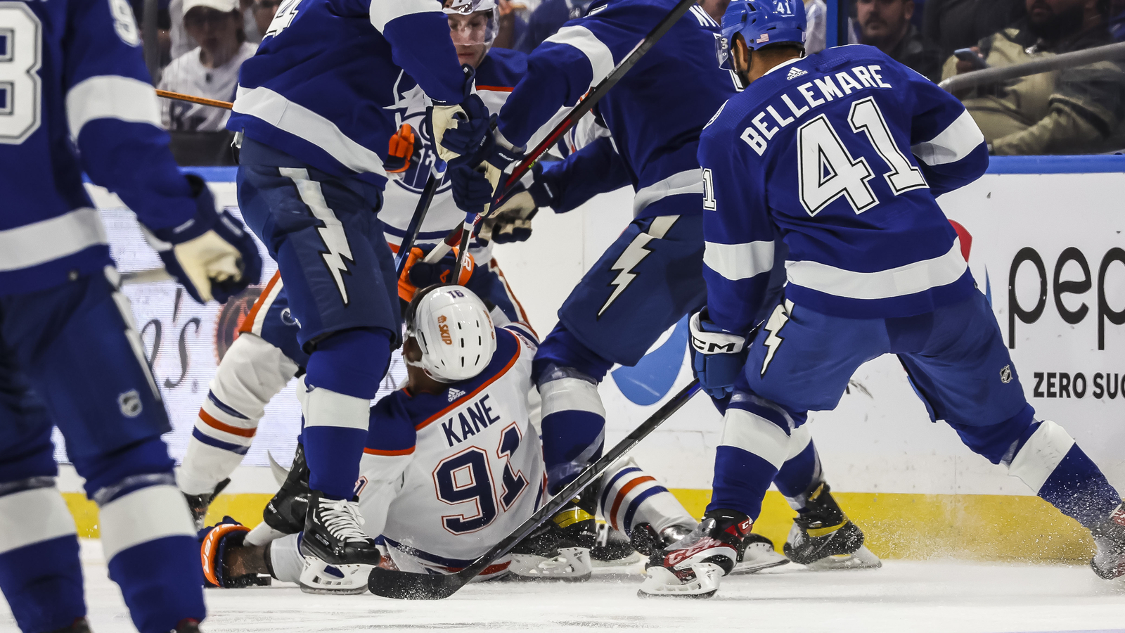 HorrorVerletzung in der NHL oe24.at