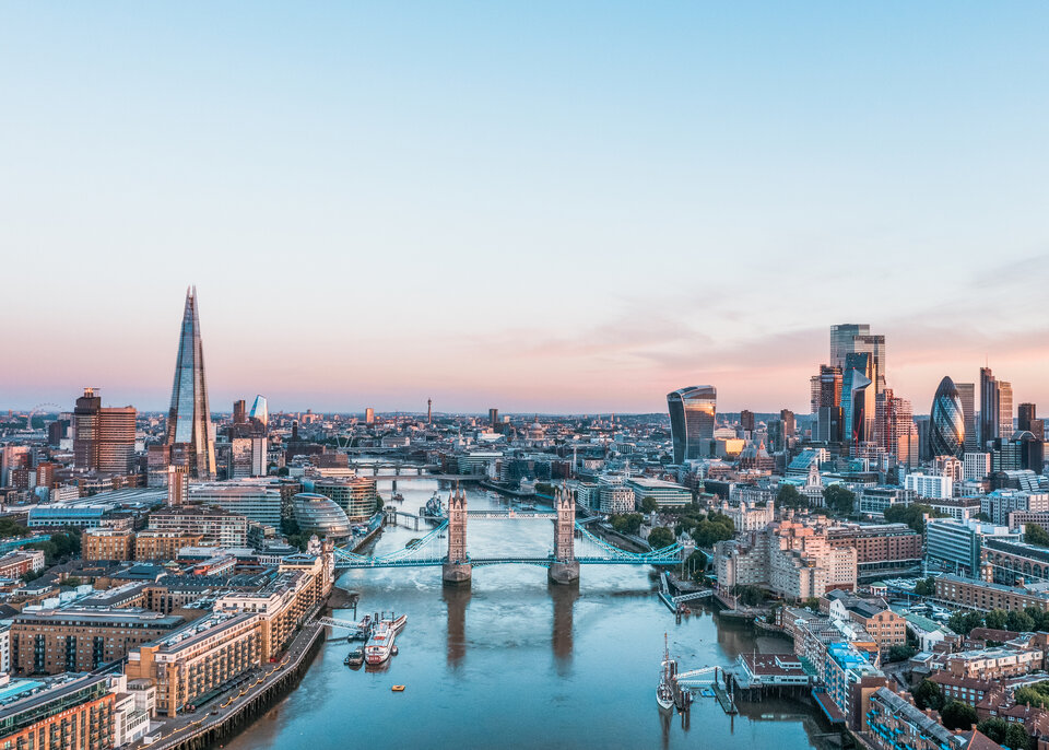 Die Themse spaltet die City of London.