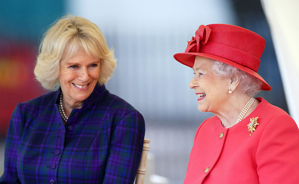 Hart erkämpft hat Camilla sich Queen Elizabeths Respekt, die sie lange ablehnte.