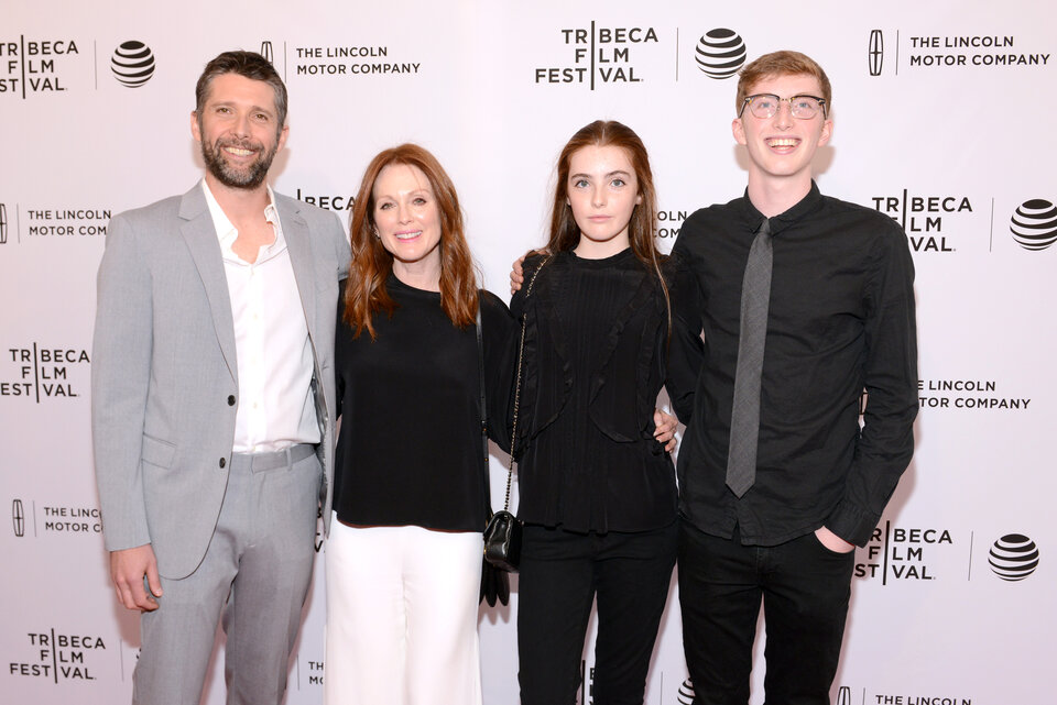 Julianne Moore zeigt ihre hübsche Tochter