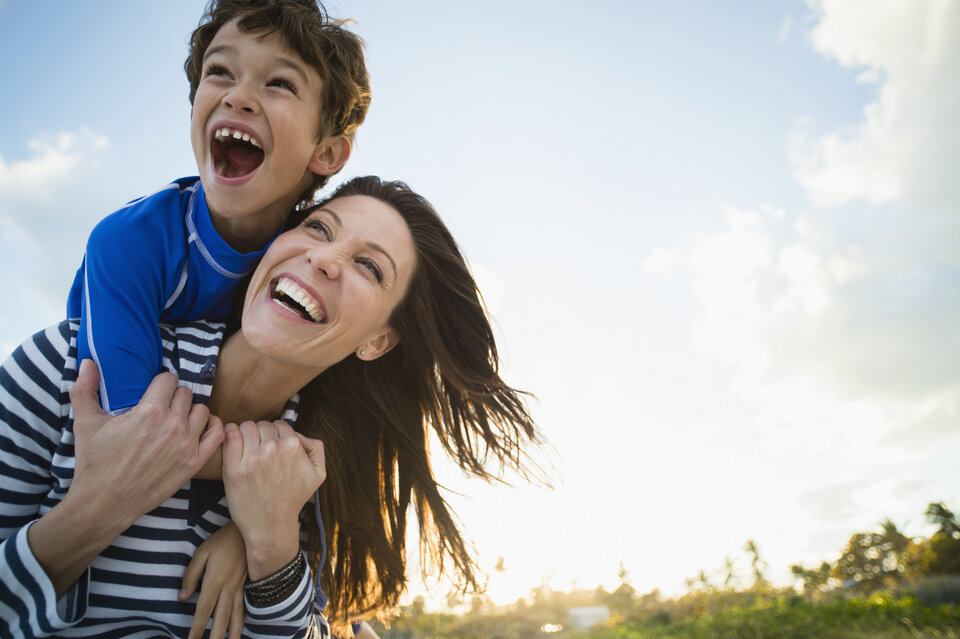 Mamas, steht zu euch! Denn auch Superheldinnen brauchen mal Pause, haben Bedürfnisse, dürfen Grenzen setzen, frei entscheiden und müssen nicht perfekt sein!