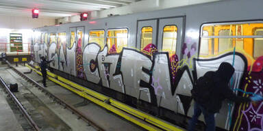 Sprayer- Krieg in U-Bahn