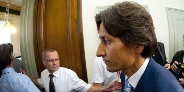 Fischer legt Teilgeständnis ab
