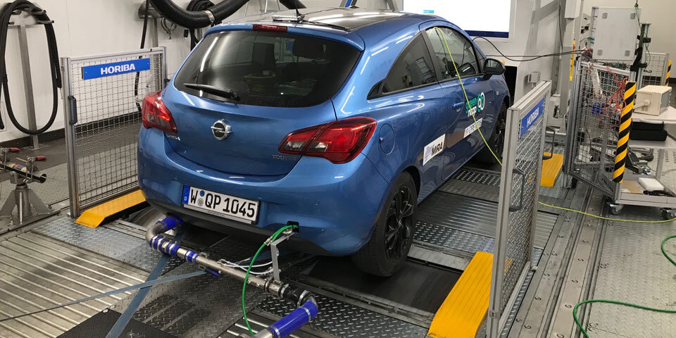 Leaf schlägt A4, C-Klasse und Corsa