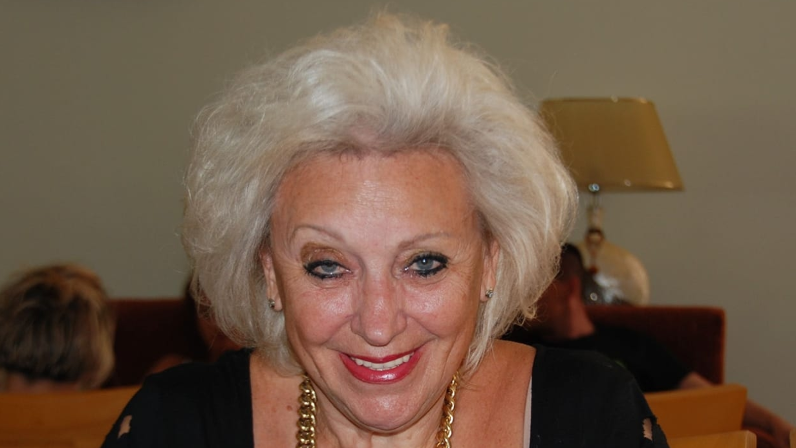 Krebs! Berührendes Abschieds-Posting von Hellseherin Haller - oe24.at