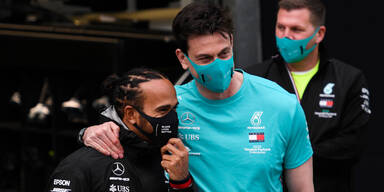 Mercedes feilscht um Vertrag mit Hamilton
