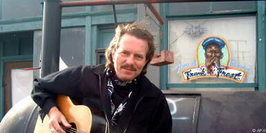 Hans Theessink verneigt sich vor Johnny Cash