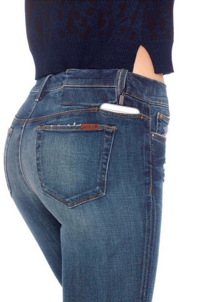 Diese Jeans lädt Akkus auf!