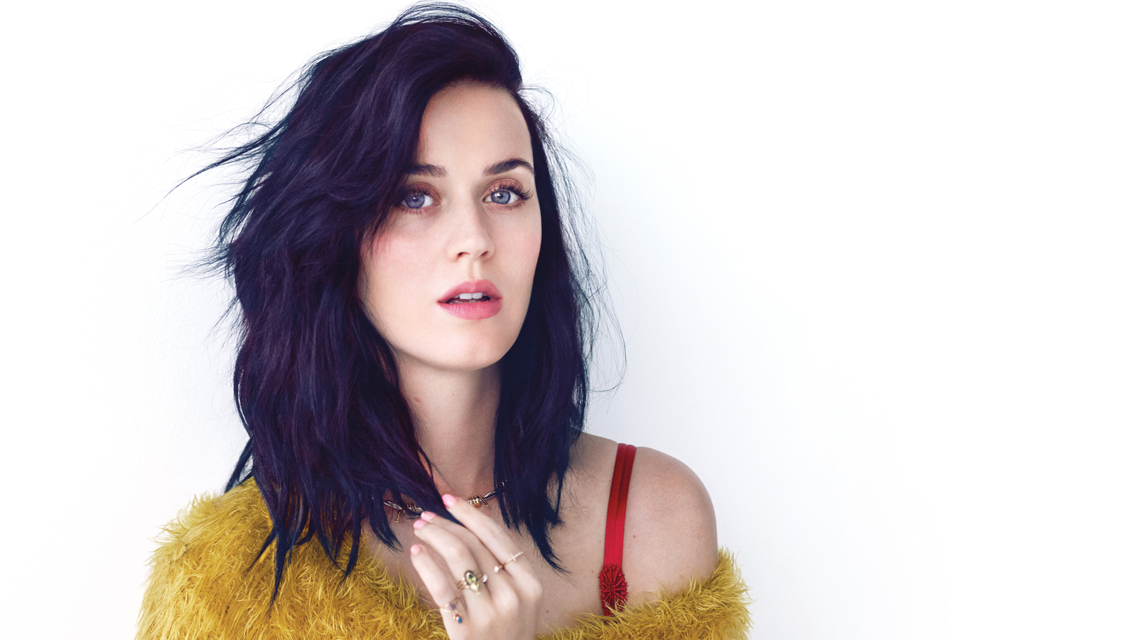 Mit ihrer brandaktuellen Single Unconditionally zeigt Katy neue Facetten.
