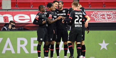 Leverkusen triumphiert über Hütter-Elf