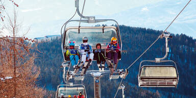 Skifahrer stundenlang  auf Lift gefangen