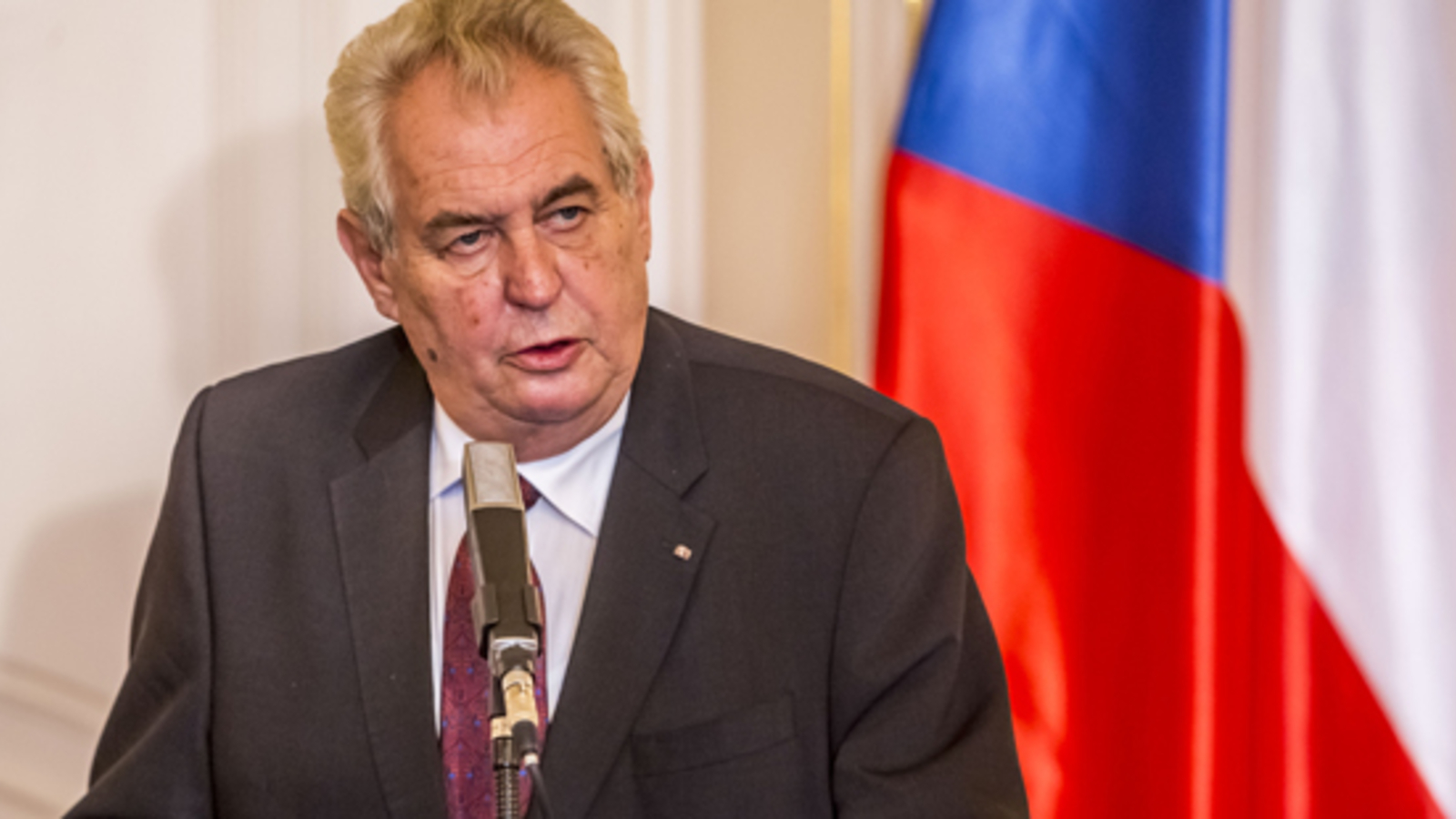 Český prezident Zeman: Rusko se stáhne