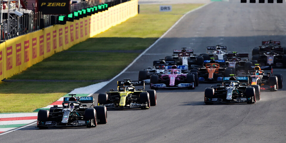 Hamilton siegreich im Chaos von Mugello
