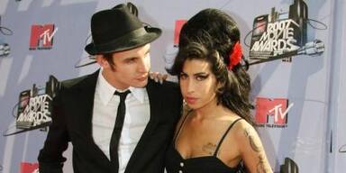 Ob Amy Winehouse mit ihrer neuen CD fertig wird?