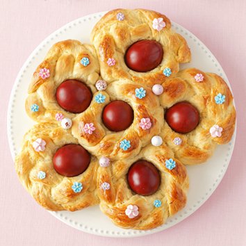 Osternest mit Eiern