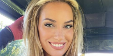 'Heißeste Frau der Welt' begeistert im Halloween-Outfit - oe24.at