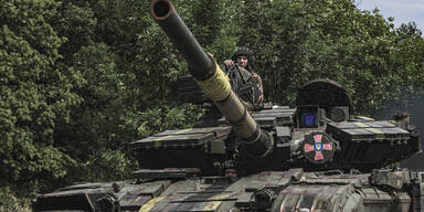 USA sagen Ukraine in Ramstein weitere Militärhilfe zu
