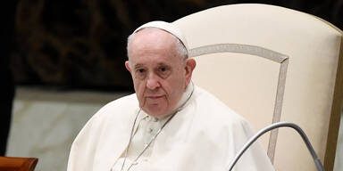 Papst Franziskus telefonierte mit Selenskyj
