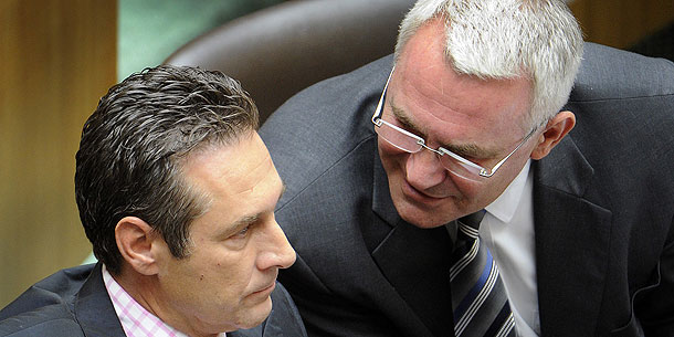 Strache poltert: