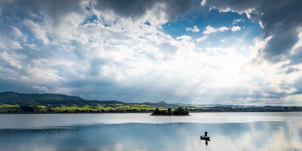Typische Landschaft in Nordpolen