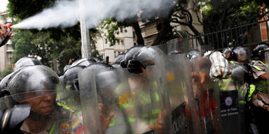 Polizei Pfefferspray Venezuela
