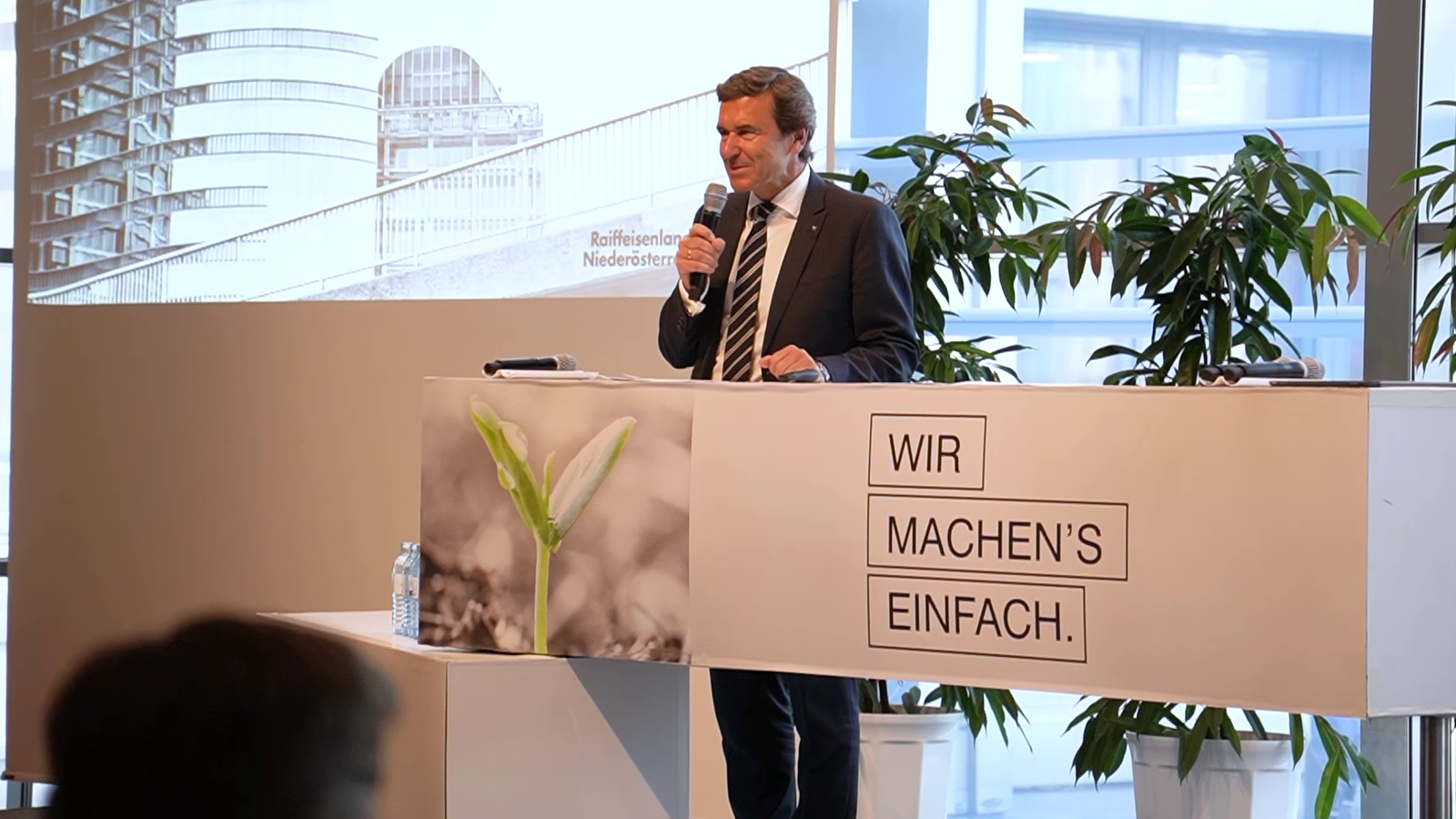 Raiffeisen NÖ Wien Konjunkturausblick - oe24.at