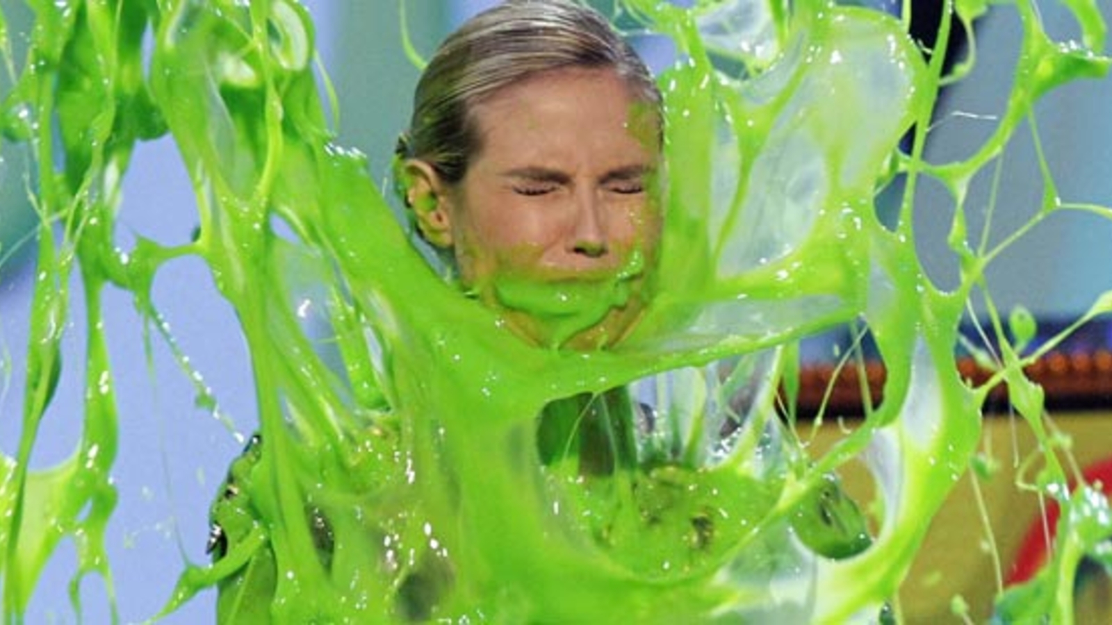 Grüne SchleimDusche für Heidi Klum