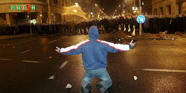 Randalierer_Budapest_EPA1