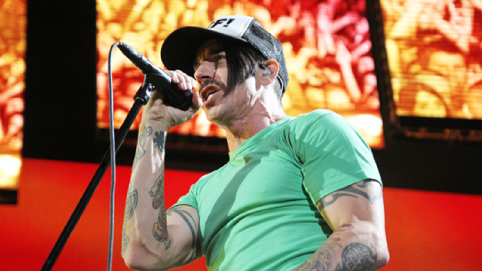 Red Hot Chili Peppers ehren toten Freund mit Video zu Brendan´s Death Song