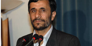 Reuters_iran_ahmadinejad