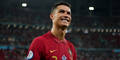 Portugal-Supestar Cristiano Ronaldo lächelt