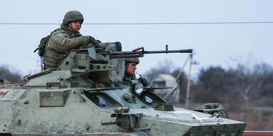 Russische Truppen kreisen Kiew ein