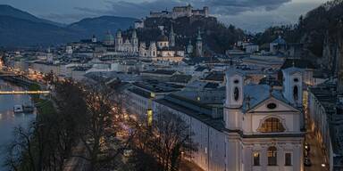 Salzburg ist die österreichische Geburtsstadt Mozarts mit vielen abwechslungsreichen Ausflugszielen. 