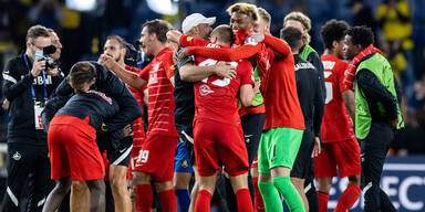 Salzburg-Spieler jubeln über Einzug in die Champions-League-Gruppenphase