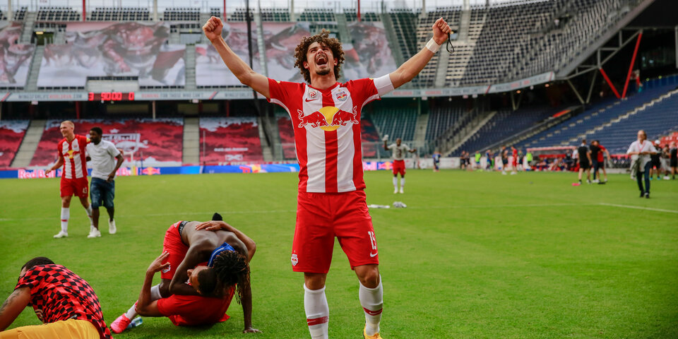 Salzburg eilt mit Post-Corona-Turbo zum Titel